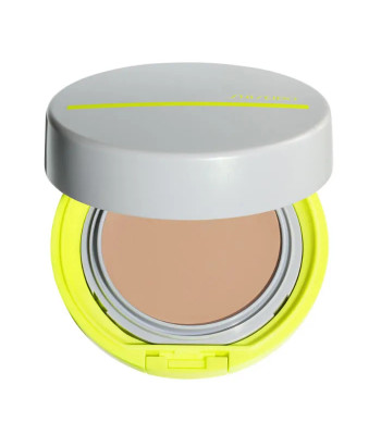 Maquillage sportif compact Shiseido SPF50 Medium