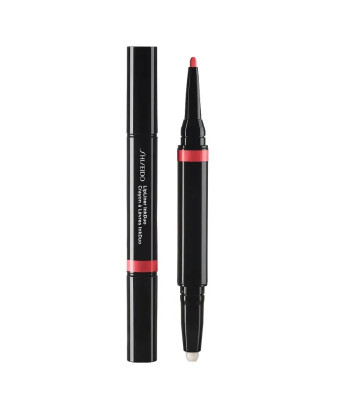 Un regard séduisant avec le Shiseido Lipliner Inkduo 04 Rosewood