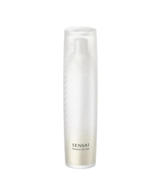 Protection légère et efficace avec Sensai Expert Items Essence Day Veil Spf30 40ml