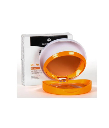 Protégez votre peau avec Heliocare 360º Compact Sans Huile SPF50 Beige