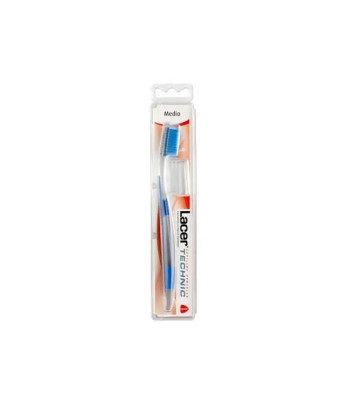 Une brosse à dents medium Technic pour adultes
