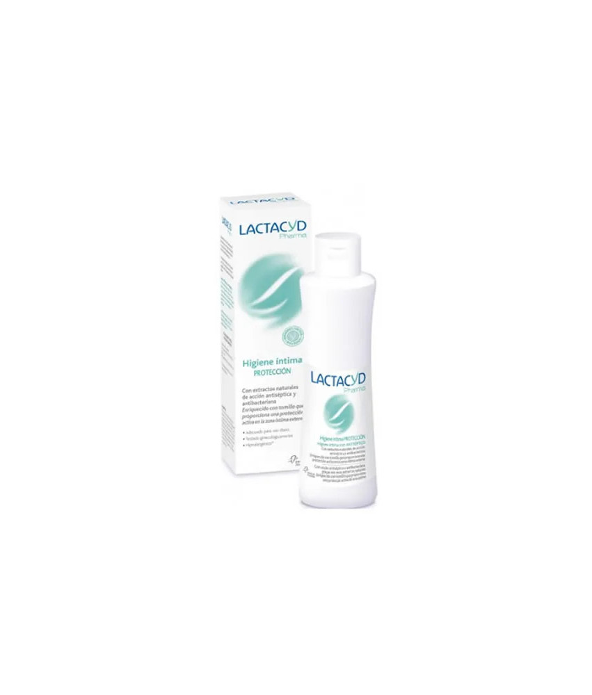 Nettoyez en profondeur avec Lactacyd Pharma Antibactérien 250ml
