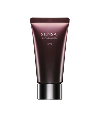 Bronzage lumineux avec Kanebo Gel Bronzant SPF6 BG61