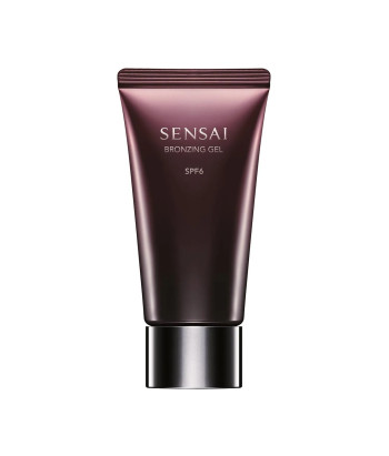 Bronzage lumineux avec Kanebo Gel Bronzant SPF6 BG61