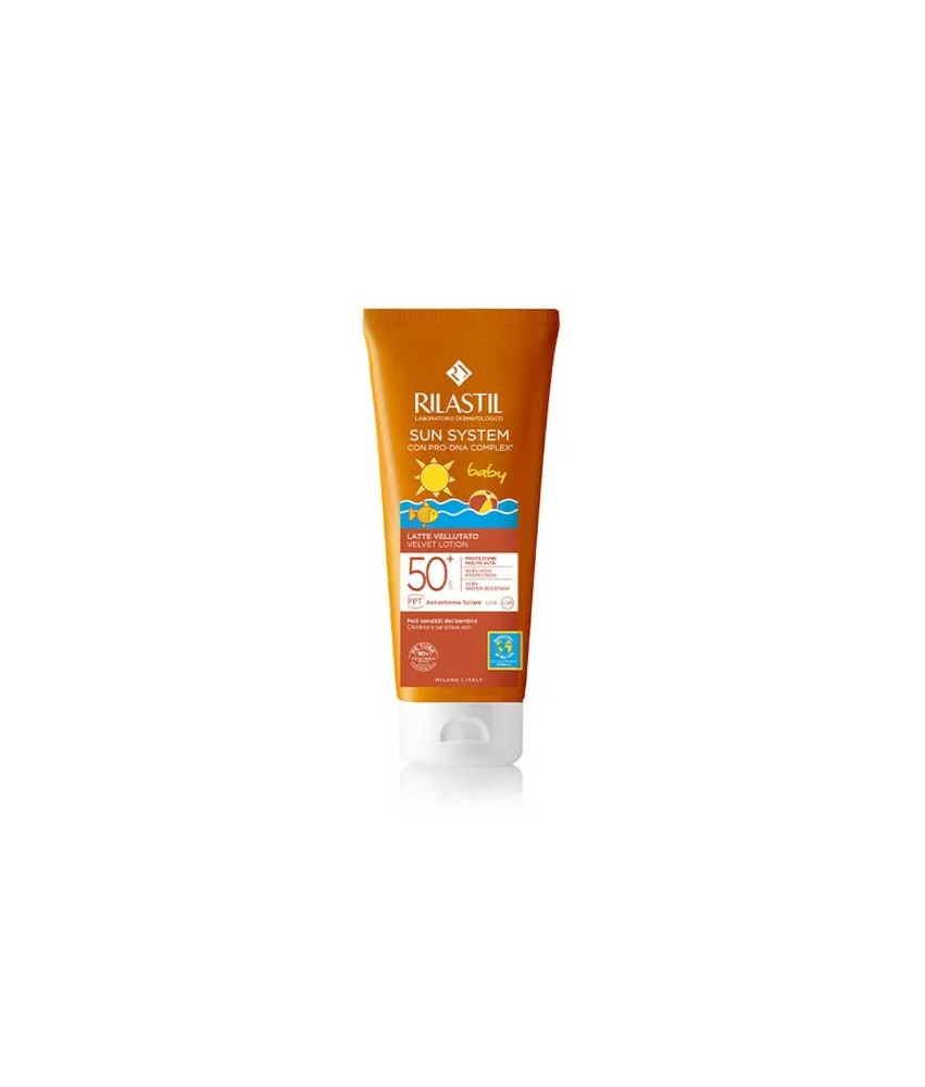 Protection solaire douce pour bébé avec Rilastil Sun System Baby Lotion Velvet SPF50+ 200ml
