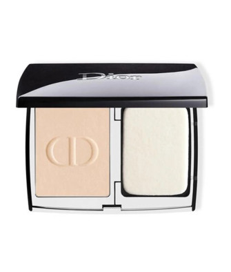 Poudre Compacte Diorskin Forever: Peau Parfaite en un Clin d'Oeil!