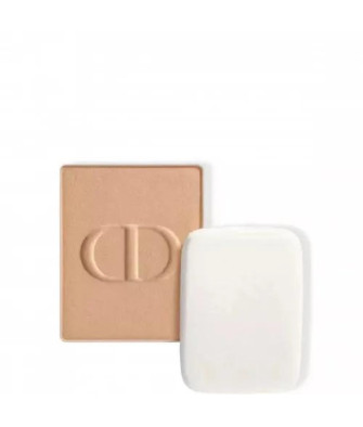Rechargez votre éclat avec Diorskin Forever Polvos Compactos 4n